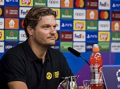 里程碑夜深圳男篮伤情更新,法国杯赛前刷纪录,话题不断,更衣室氛围转暖 里程碑夜深圳男篮伤情更新,法国杯赛前刷纪录,话题不断,更衣室氛围转暖