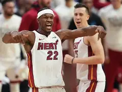 转折点迈阿密热火再遭质疑，NBA总决赛关键时刻攻防权衡，引发热议，细节决定成败