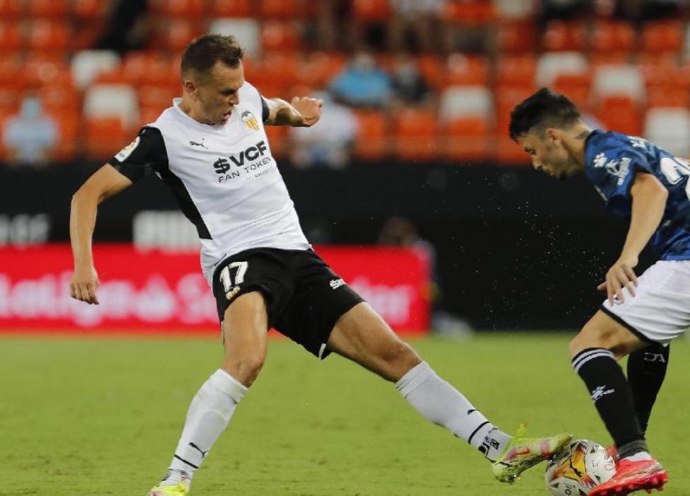 赛前西甲传出新动向,瓦伦西亚状态回暖,管理层表态——更衣室稳定,高层口径保持一致 赛前西甲传出新动向,瓦伦西亚状态回暖,管理层表态——更衣室稳定,高层口径保持一致