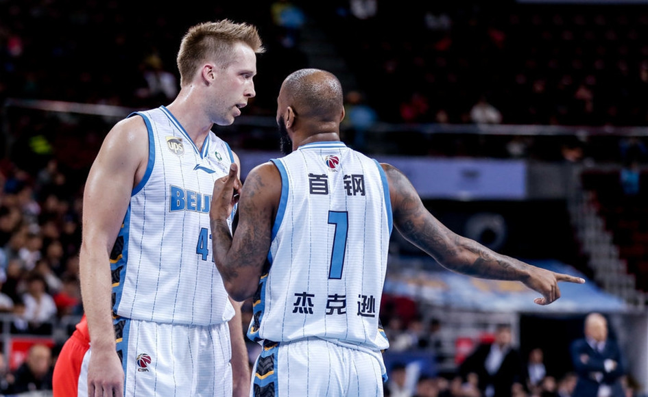 NBA季后赛赛程吃紧，托特纳姆今晚豪取连胜，震撼外界，团队化学反应显著